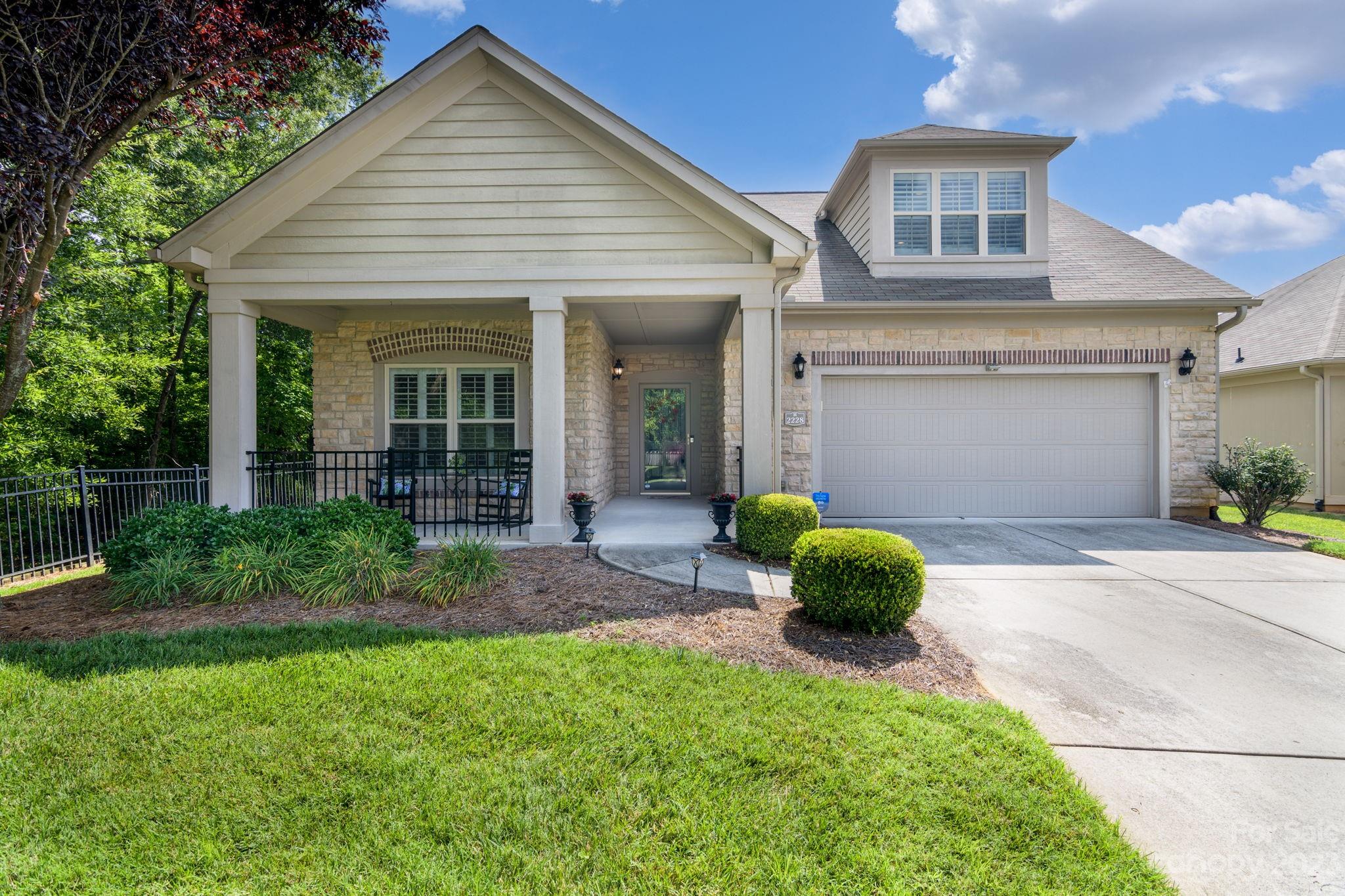 Property image 2 of 2228 Coltsview Lane in Polo Club At Weddington, Matthews, NC 28105
