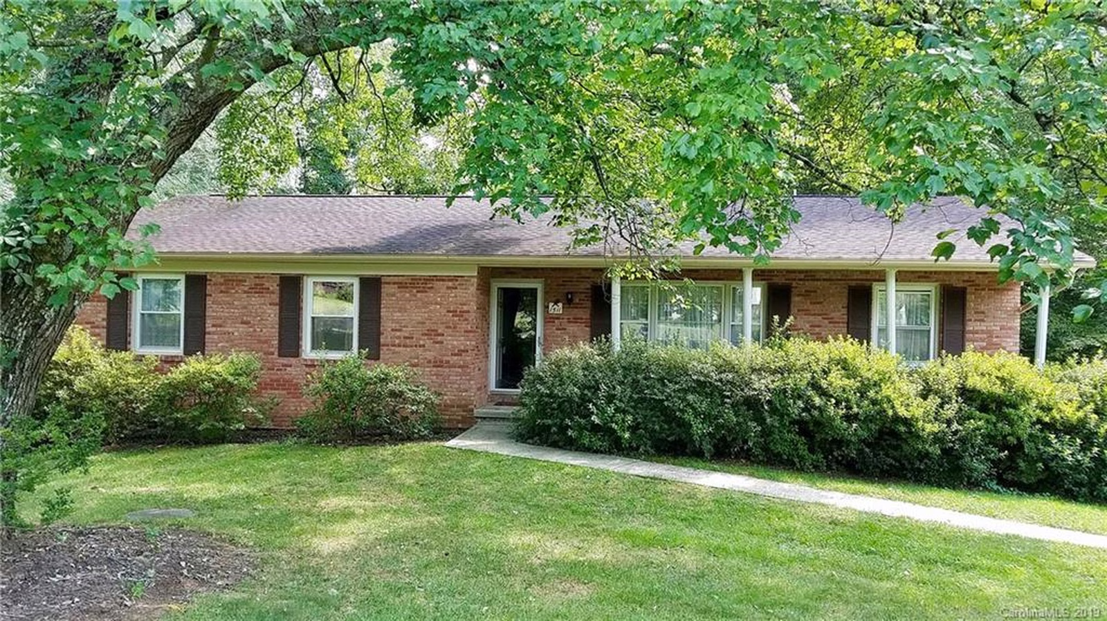 Property image 1 at 1511 Glenheath Drive, Hendersonville, NC 28791