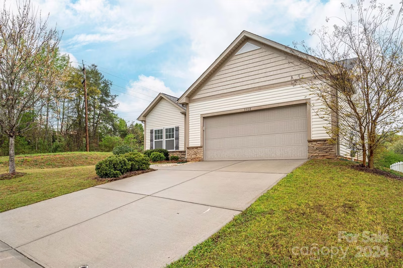 Property image 2 at 3908 Catawba Hills Drive, Gastonia, NC 28056
