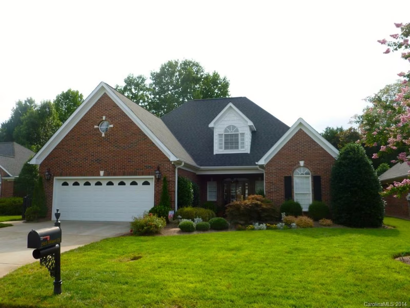 1543 Elkhart Circle