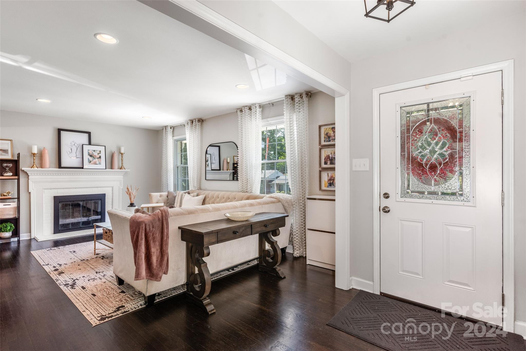 Property image 4 of 3015 Finley Place in Spring Valley, Charlotte, NC 28210