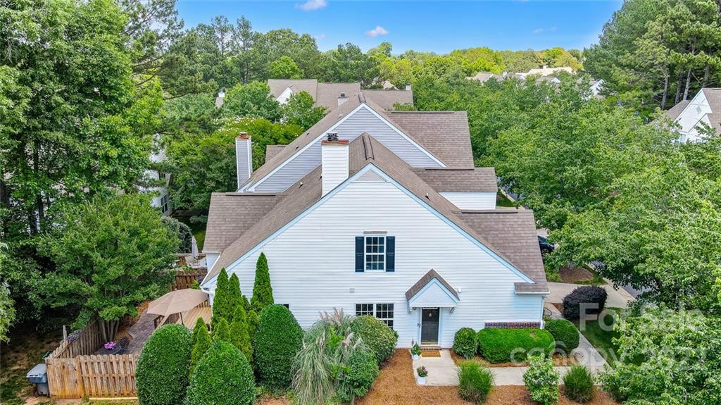 Property image 3 of 8910 Roseton Lane in Southgate Commons, Charlotte, NC 28277