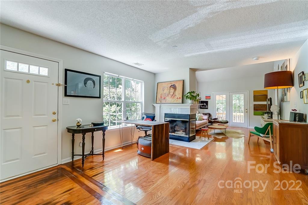 Property image 4 of 8910 Roseton Lane in Southgate Commons, Charlotte, NC 28277