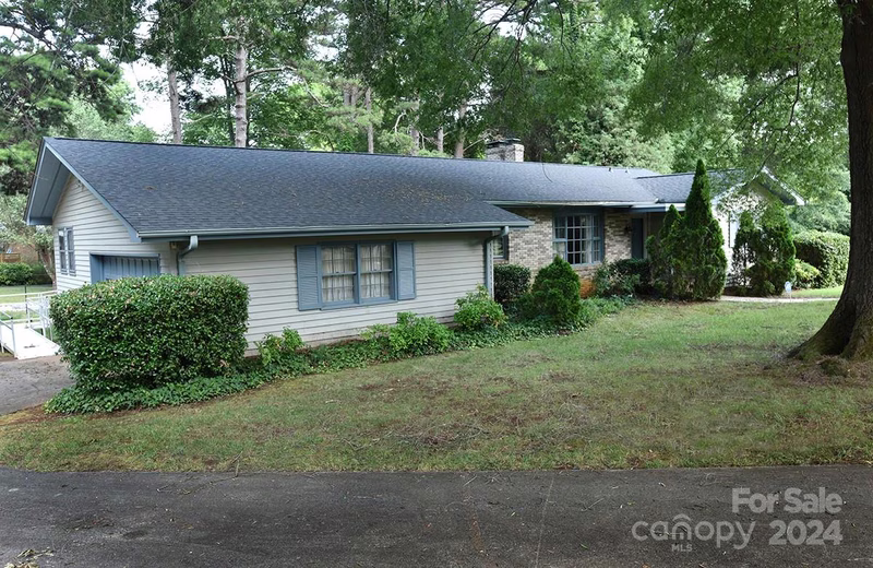 Property image 4 at 310 Linn Circle, Salisbury, NC 28144