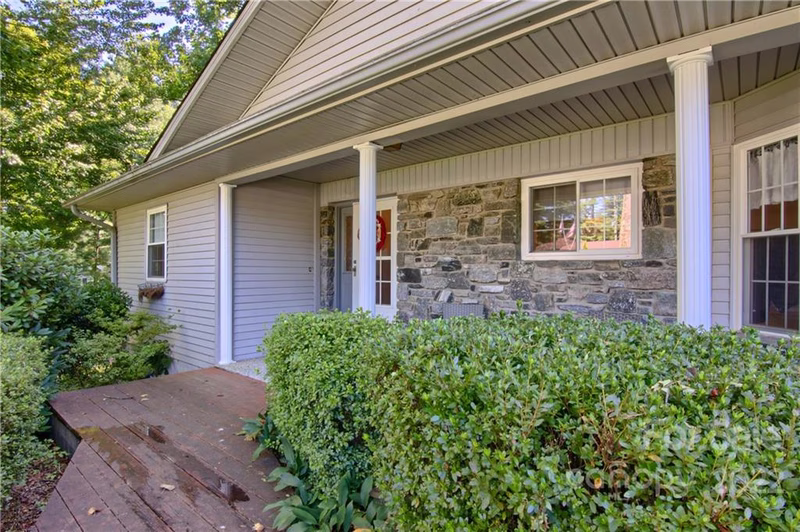 Property image 2 at 12 St Andrews Drive, Etowah, NC 28729