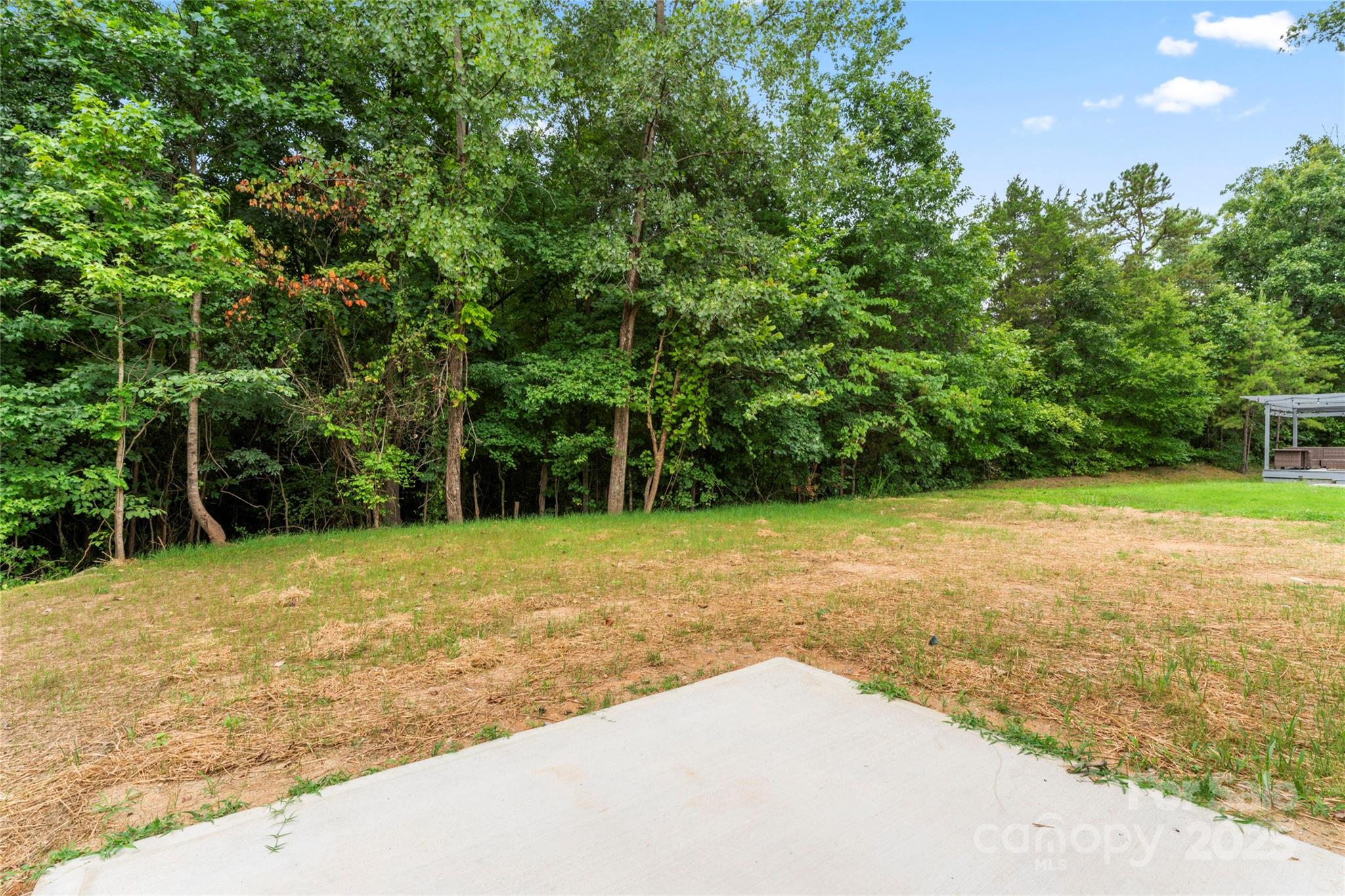 Property image 4 of 2448 Spruce Street in Azalea Estates, Kannapolis, NC 28081