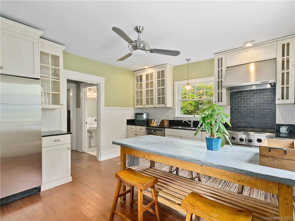 Property image 5 of 87 Furman Avenue in Oak Park, Asheville, NC 28801