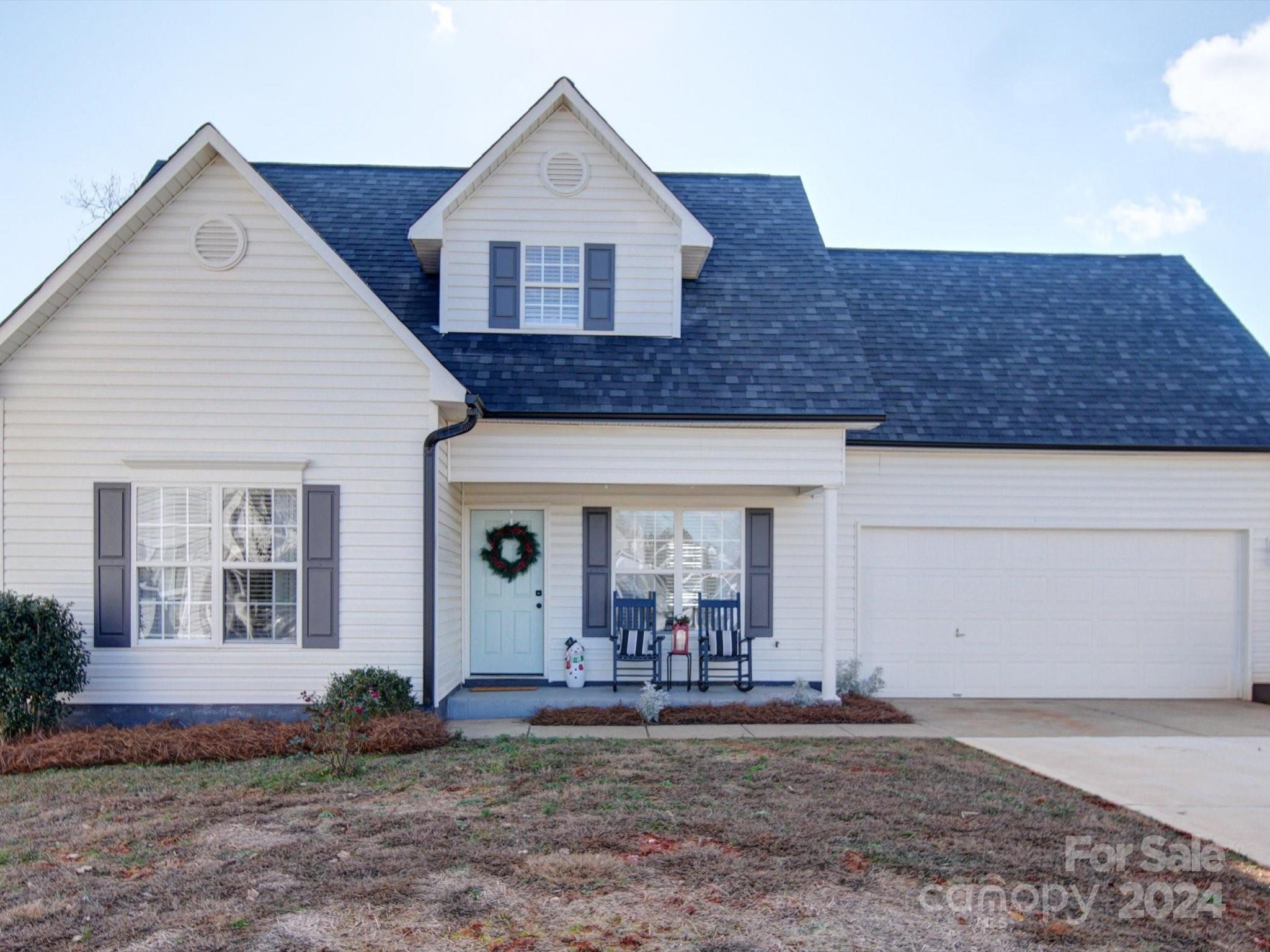 Property image 2 of 5803 Coral Ridge Lane in Alexis Pointe, Indian Trail, NC 28079