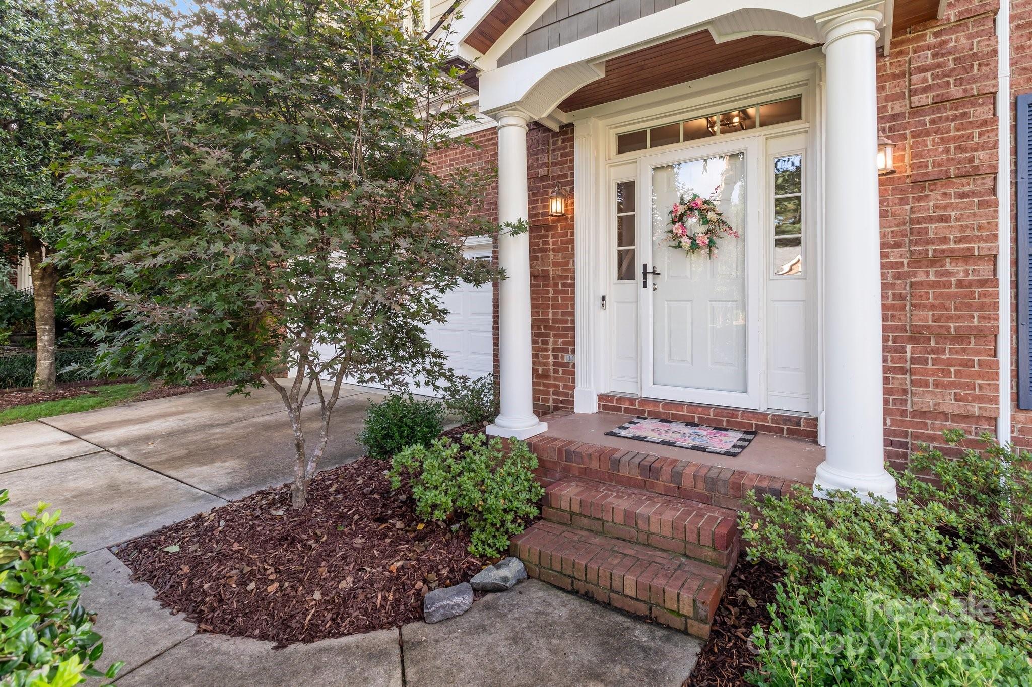 Property image 3 of 16013 Prestwoods Lane in Wynfield Forest, Huntersville, NC 28078