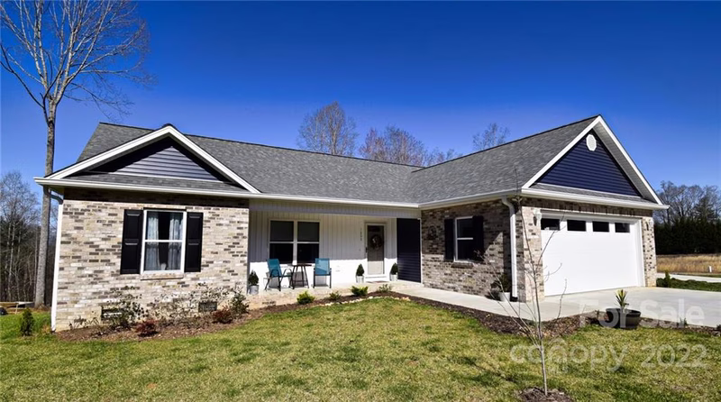 1203 Winter Place