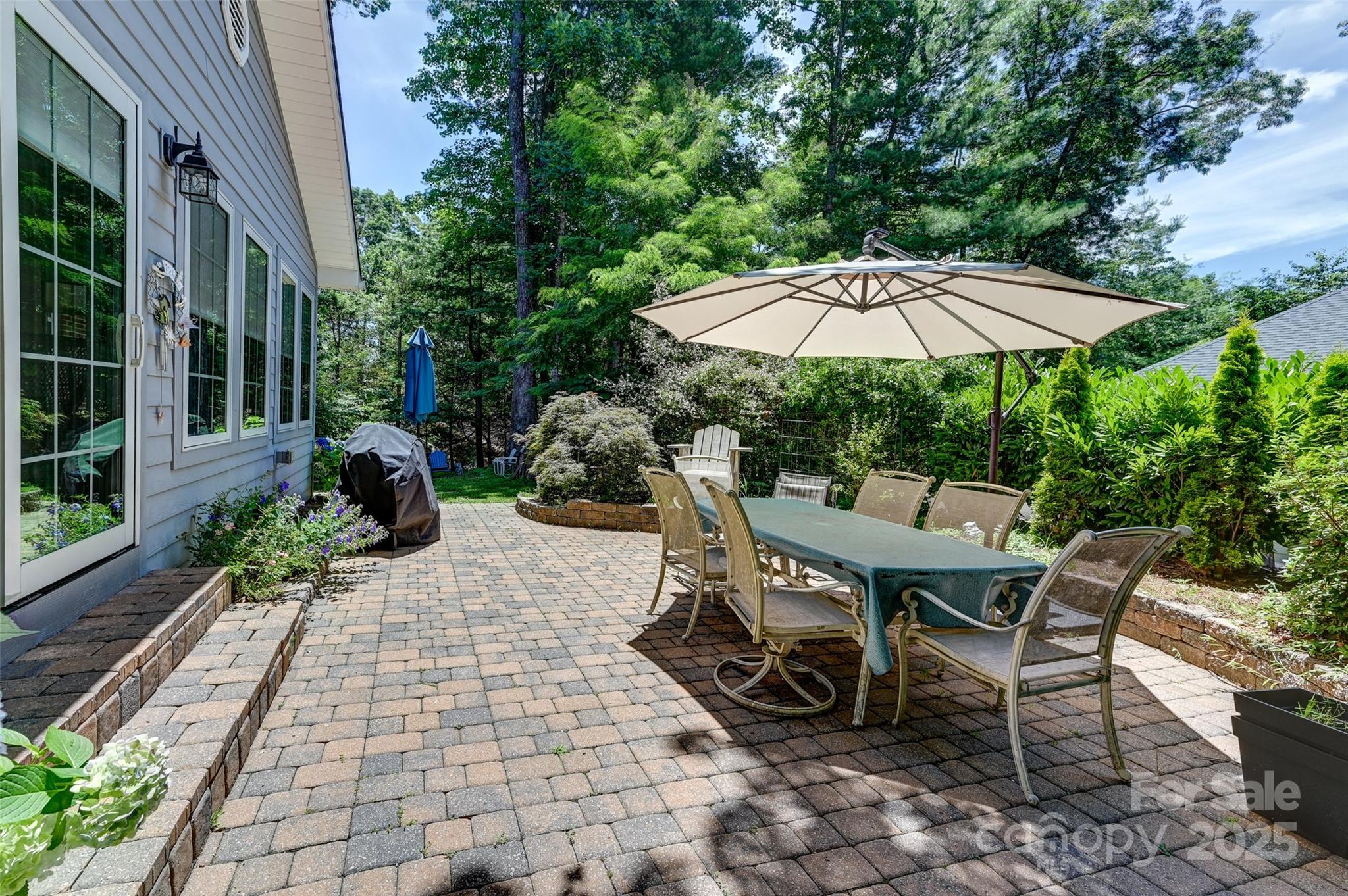 Property image 3 of 209 Camellia Way in Timbercreek, Hendersonville, NC 28739