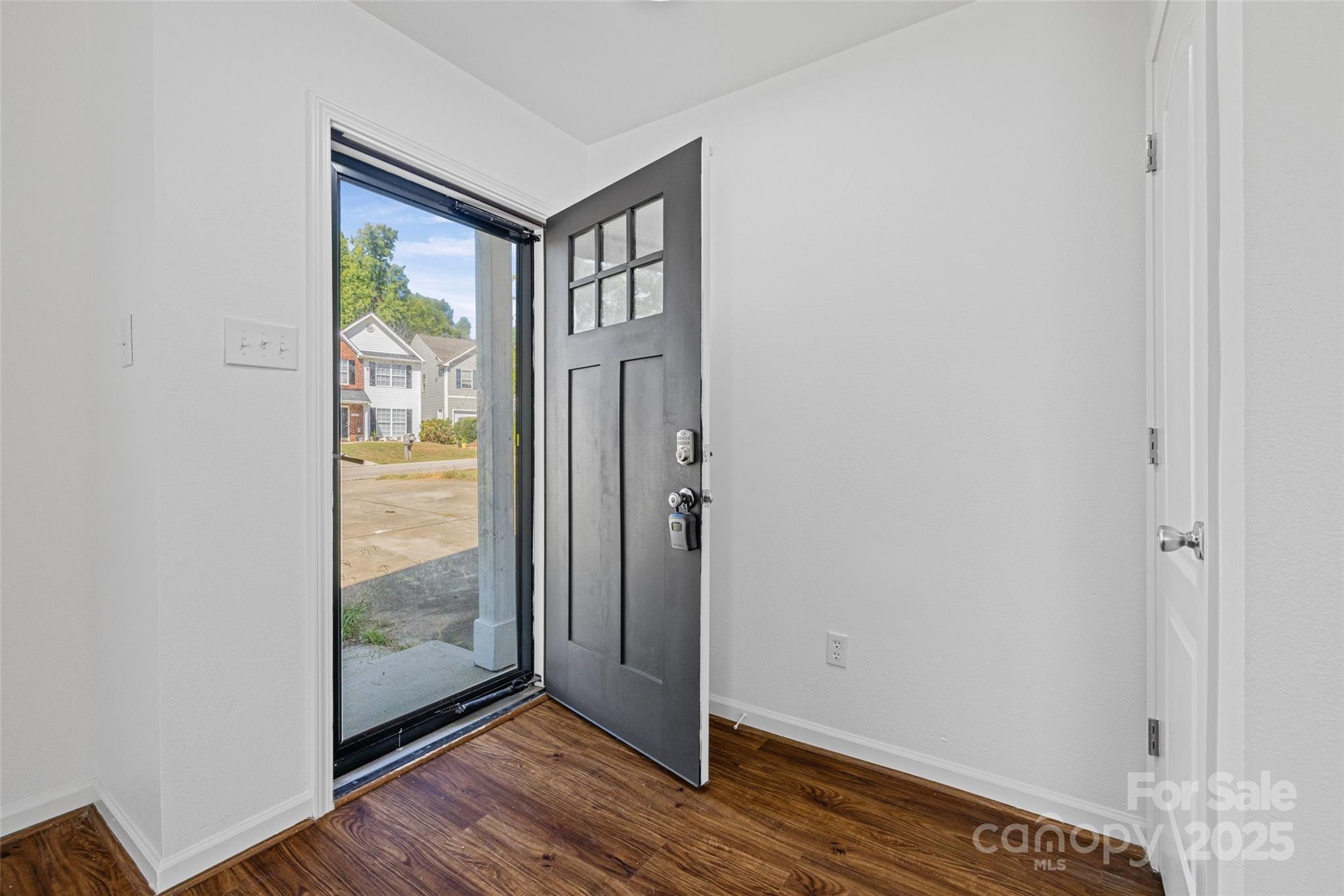 Property image 4 of 209 Ashcake Court in Hunter Park, York, SC 29745