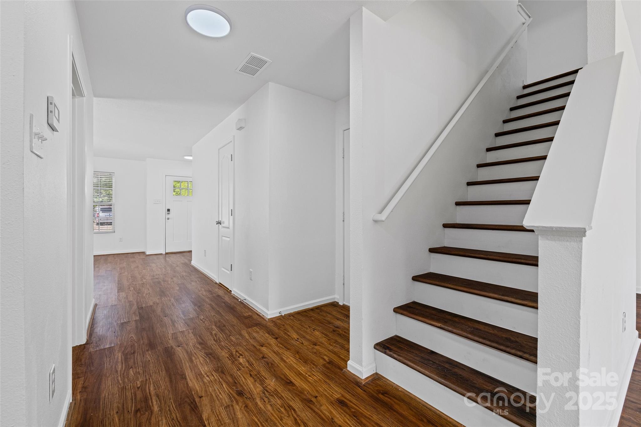 Property image 5 of 209 Ashcake Court in Hunter Park, York, SC 29745