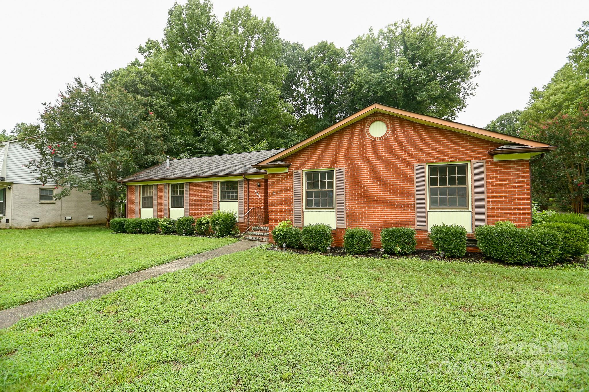 Property image 3 of 101 Hemlock Drive in Rolling Hills, Salisbury, NC 28147