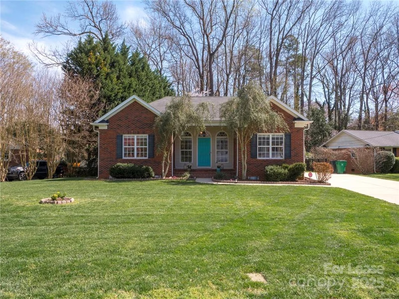 Property image 2 at 5725 Brookhaven Road, Charlotte, NC 28210