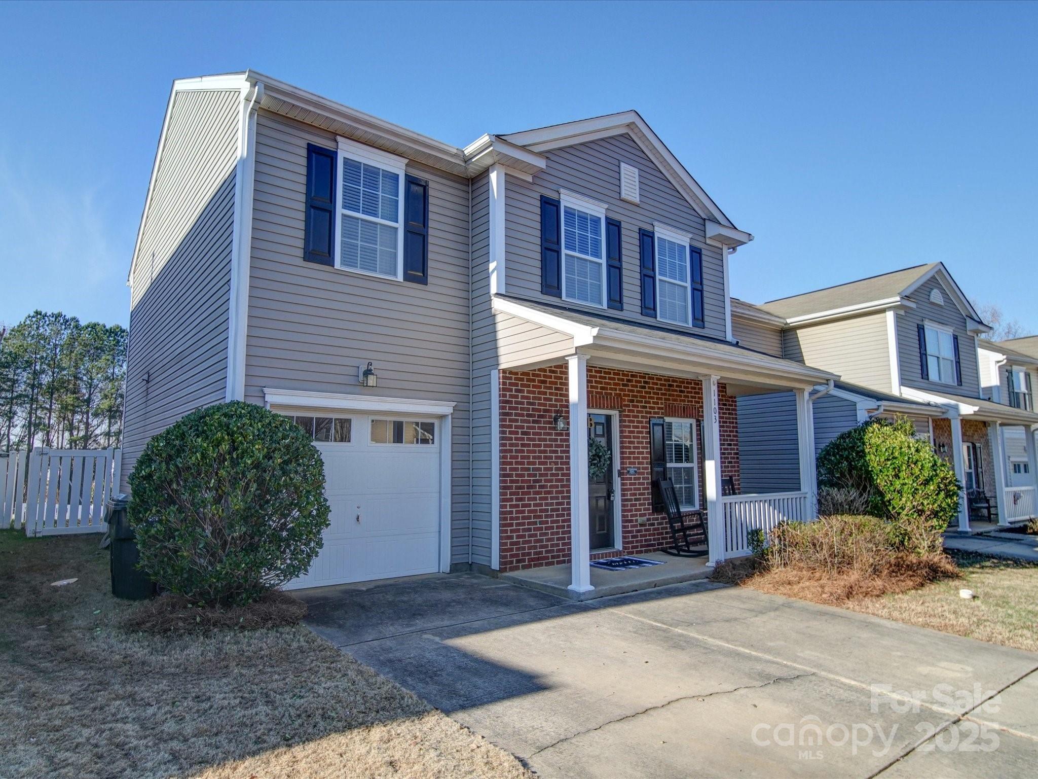 Property image 2 of 1103 Willow Wind Drive in Willow Creek, Gastonia, NC 28054