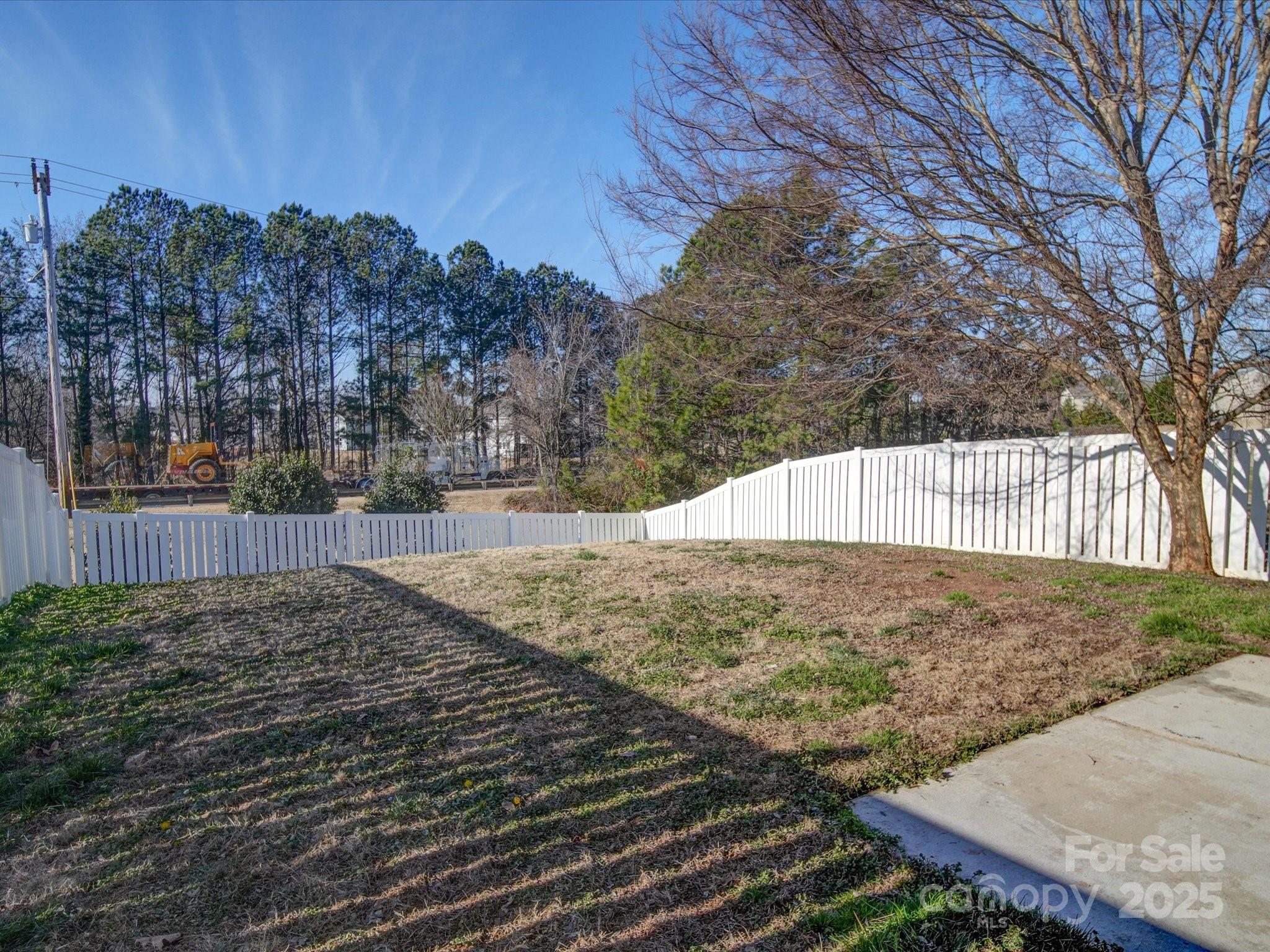 Property image 3 of 1103 Willow Wind Drive in Willow Creek, Gastonia, NC 28054