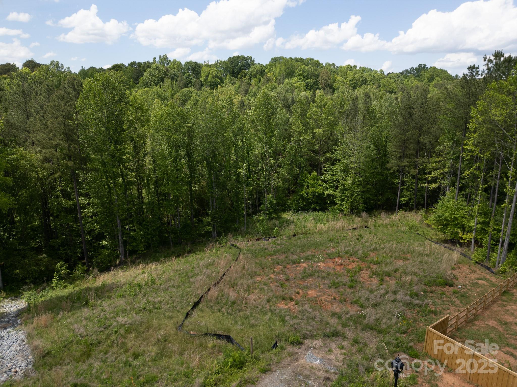 Property image 3 of 128 Spring View Lane in Powder Spring Creek, Statesville, NC 28677