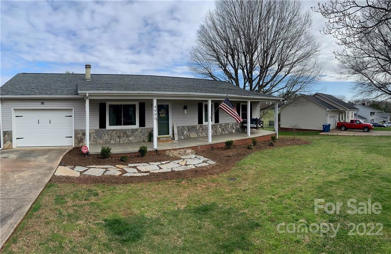 Property image 1 at 4990 Forest Ridge Drive, Hickory, NC 28602