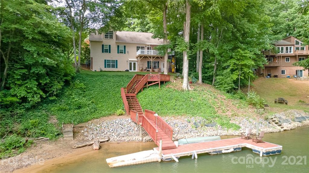 Property image 5 of 1780 Sherwood Court in Sherwood Shores, Sherrills Ford, NC 28673