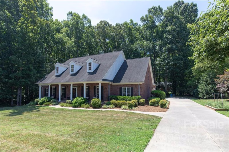 218 Kingsbridge Road