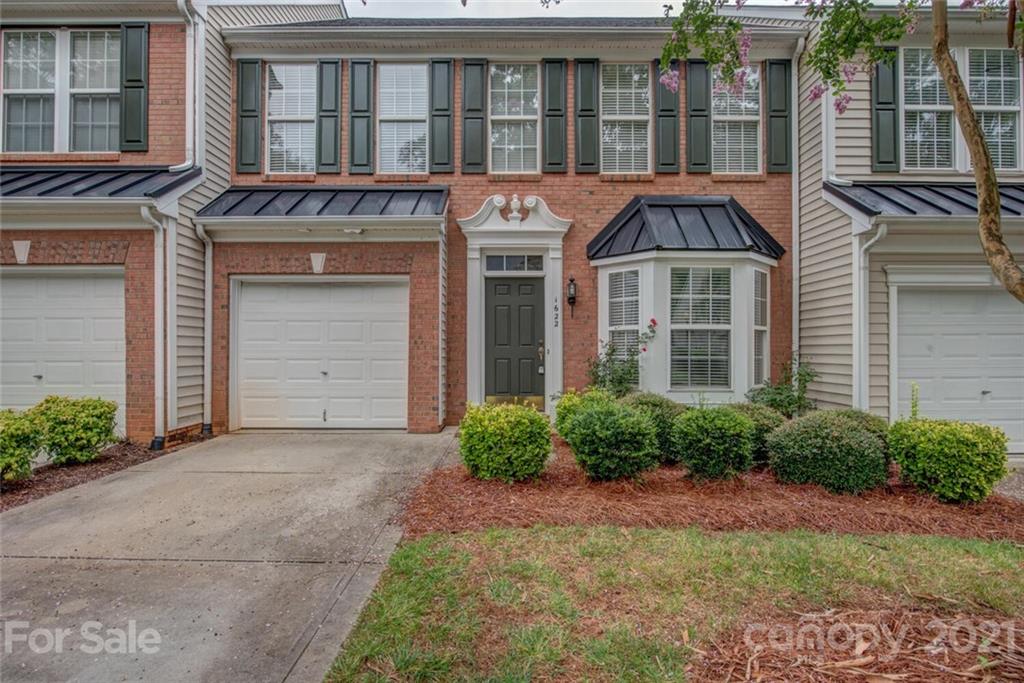 Property image 2 of 1622 Backcreek Lane in Robinwood Village, Gastonia, NC 28054