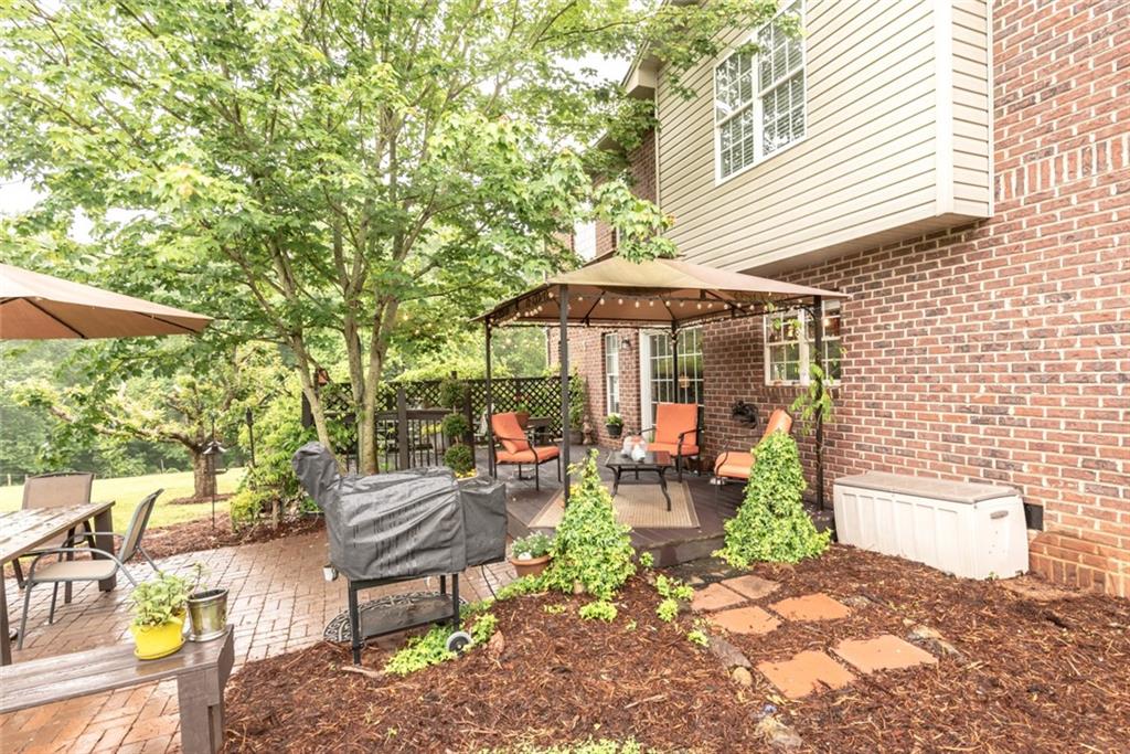 Property image 4 of 2726 Touchstone Circle in Walnut Creek, Newton, NC 28658