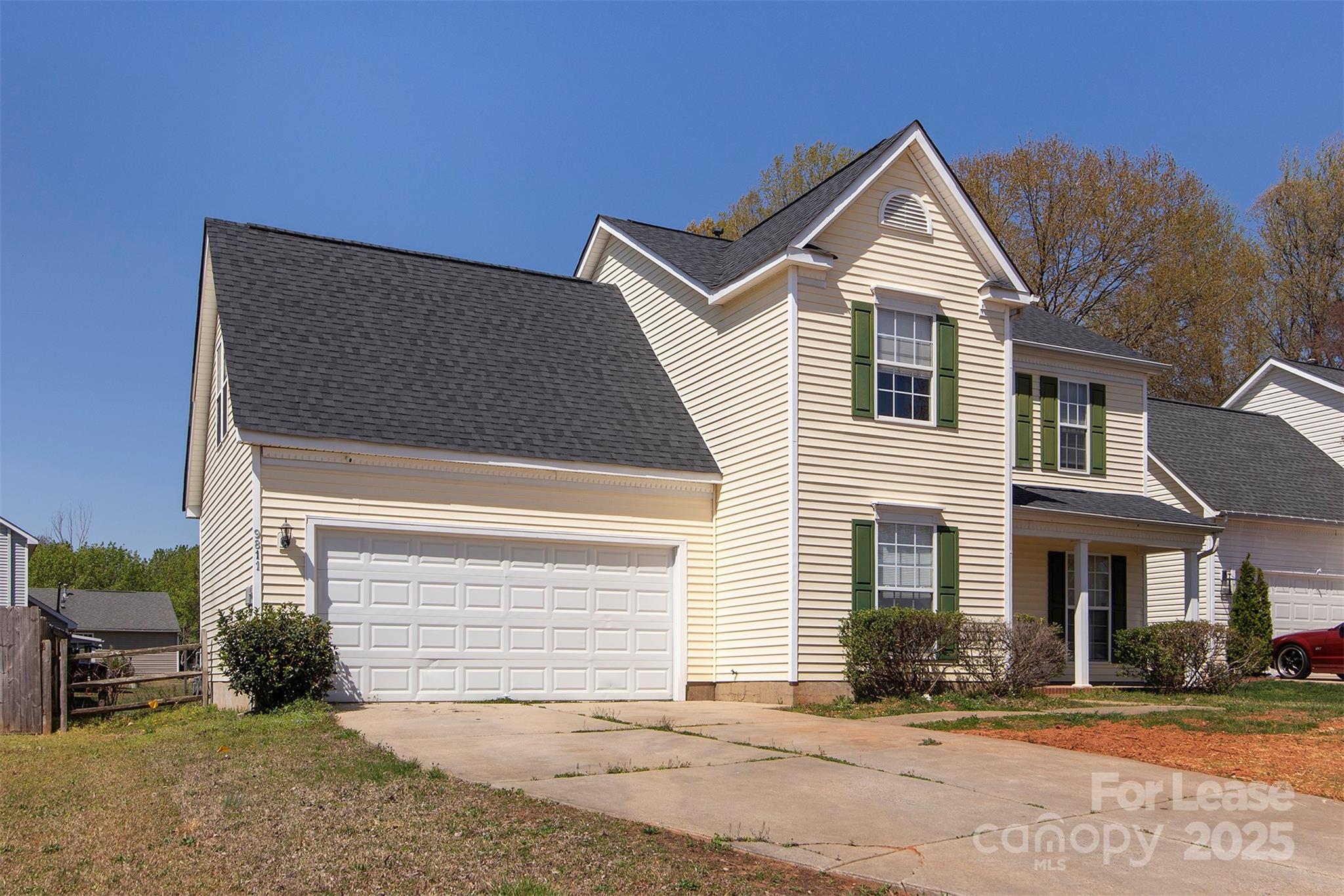 Property image 2 of 9811 Sweet Plum Drive in Turtle Rock, Charlotte, NC 28215