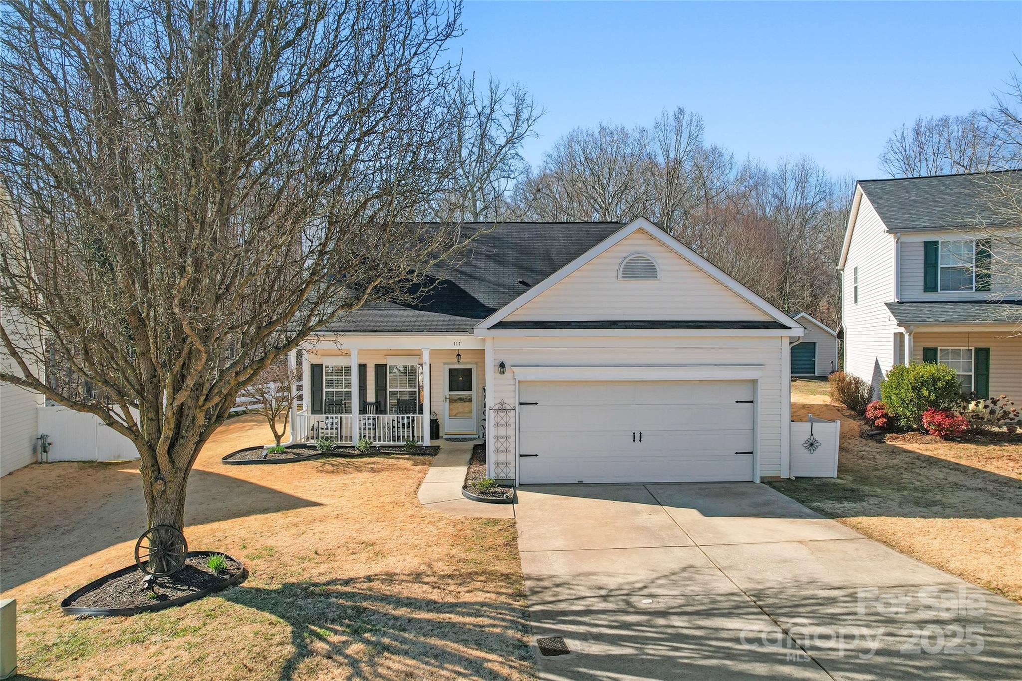 Property image 2 of 117 Peterborough Drive in The Hampshires, Mooresville, NC 28115
