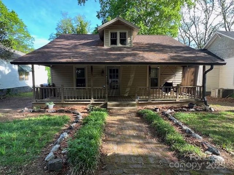 724 Wood Street