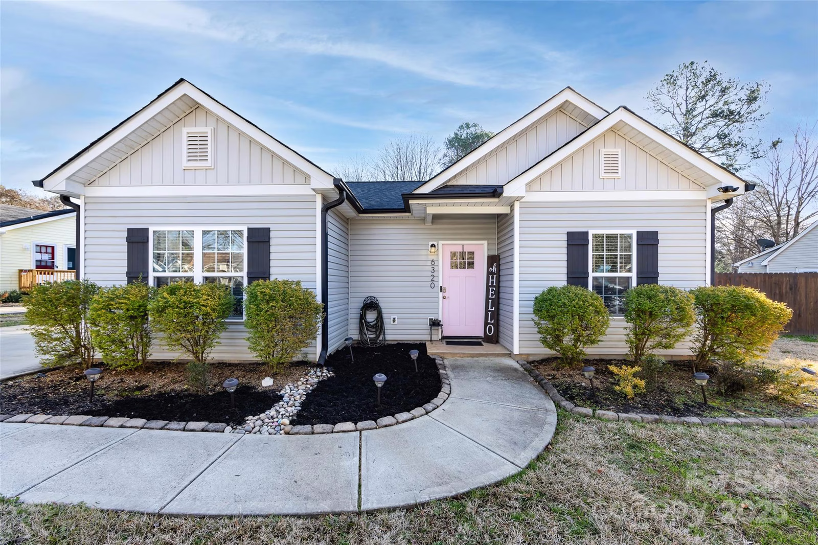 Property image 1 at 6320 Old Meadow Road, Charlotte, NC 28227