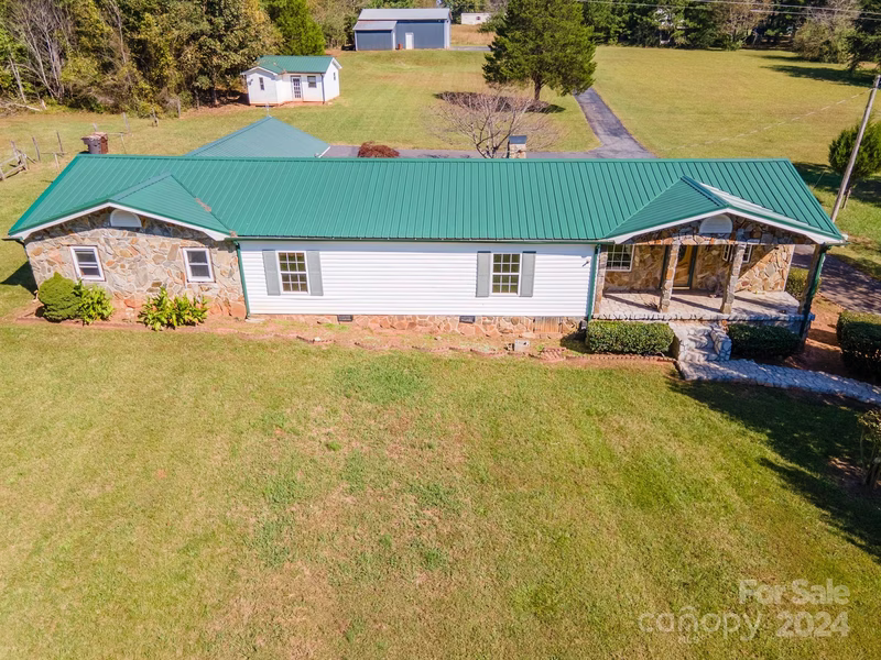 Property image 2 at 2274 Deerfield Drive, Maiden, NC 28650