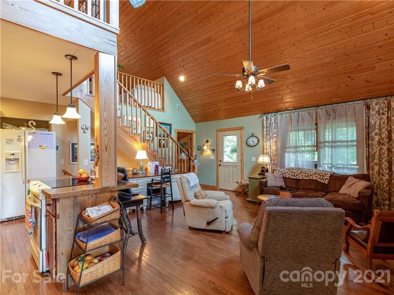 Property image 3 at 272 Appaloosa Trail, Burnsville, NC 28714