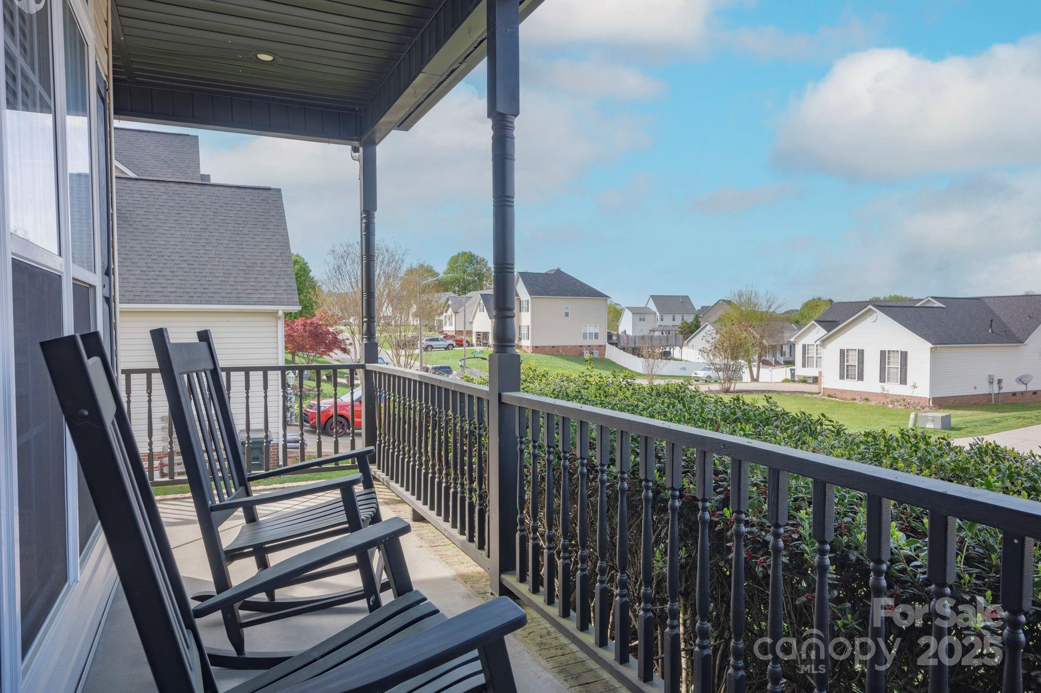Property image 4 of 908 Carole Summey Drive in Summey Knoll, Dallas, NC 28034