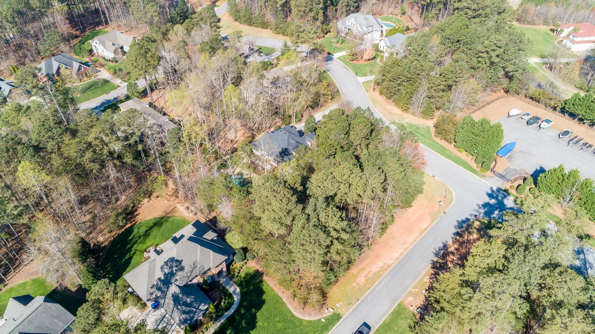 Property image 4 of 69 Firethorn Court in Lakewood, Denver, NC 28037