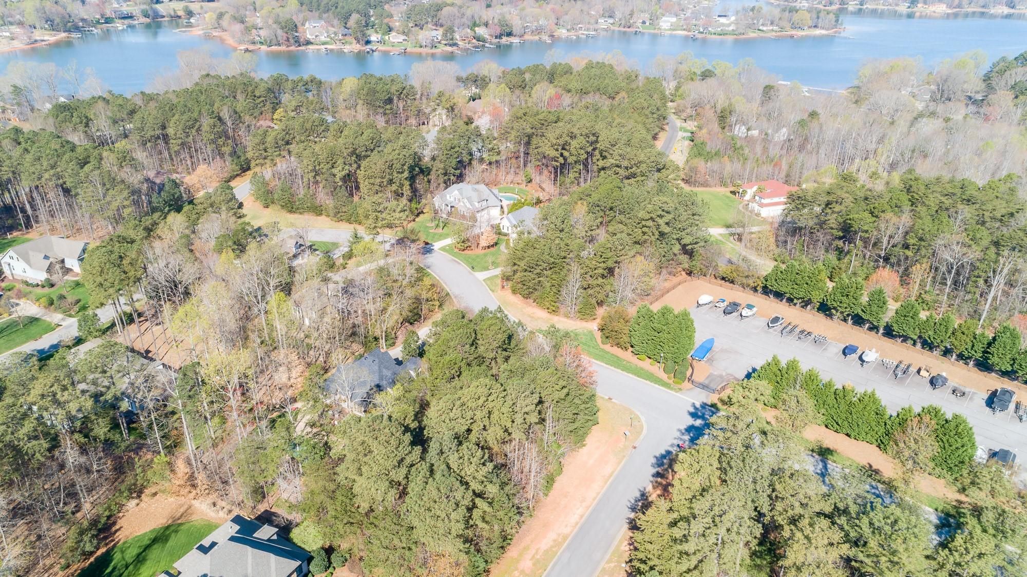 Property image 5 of 69 Firethorn Court in Lakewood, Denver, NC 28037