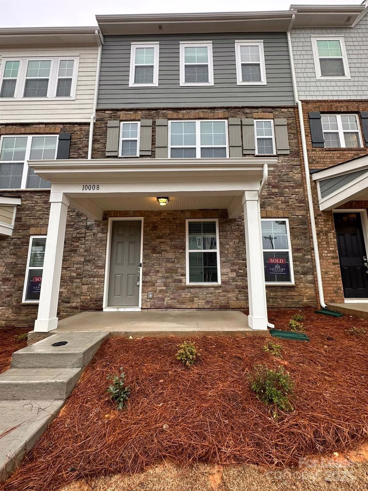 Property image 1 at 10008 Hemingway Place, Charlotte, NC 28227