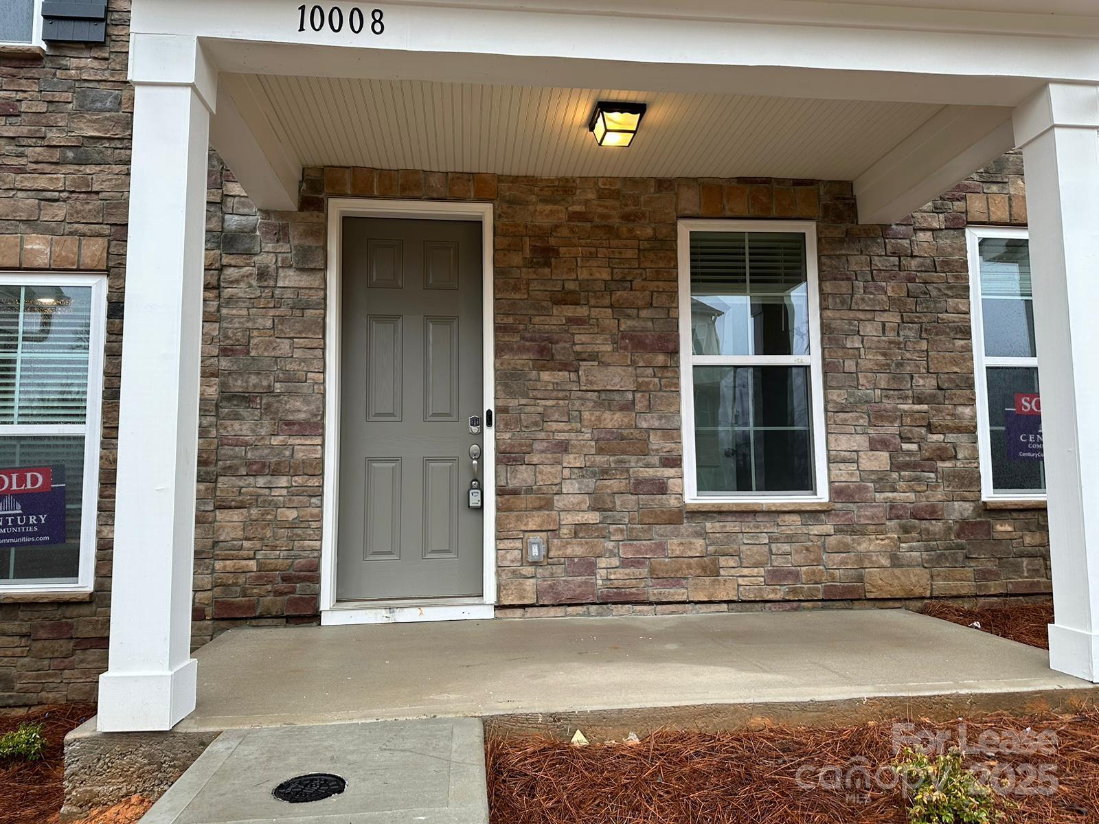 Property image 2 of 10008 Hemingway Place in Gatsby, Charlotte, NC 28227