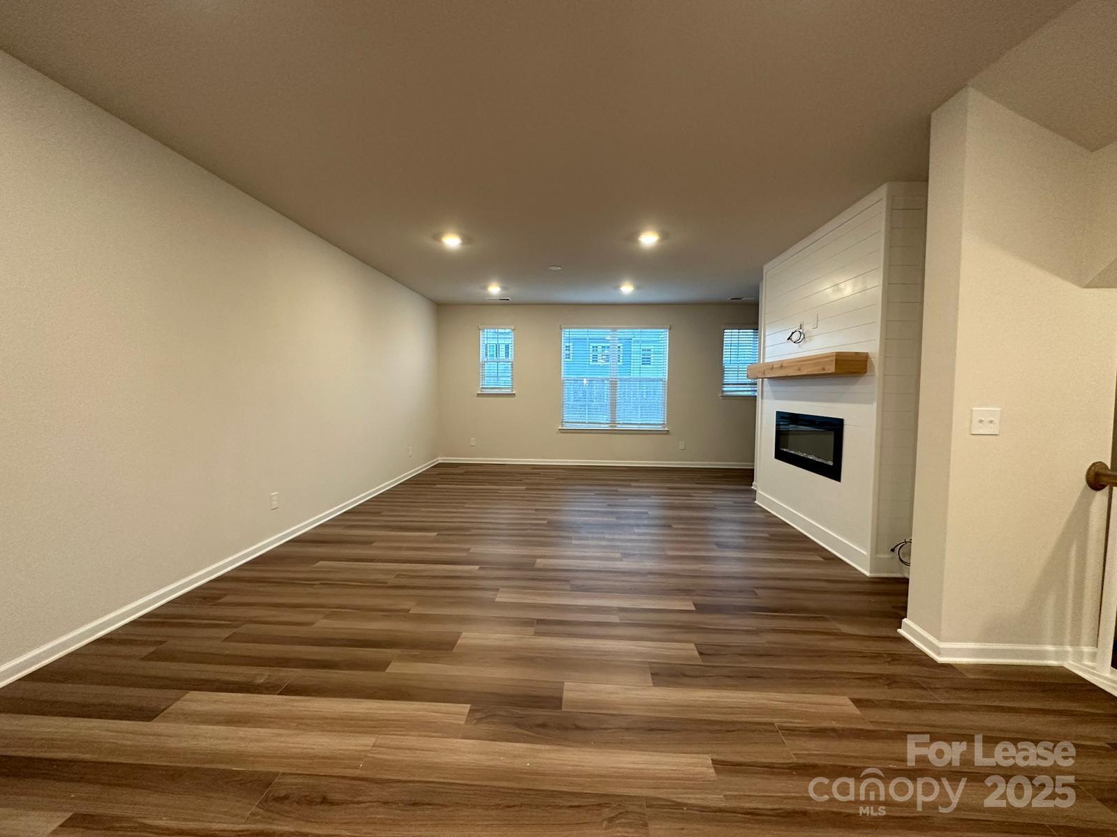 Property image 5 of 10008 Hemingway Place in Gatsby, Charlotte, NC 28227