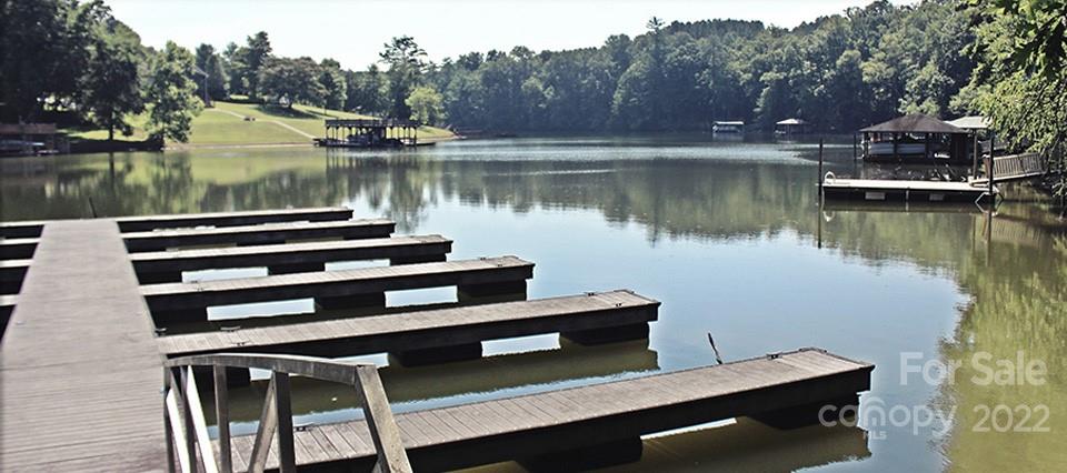 Property image 3 of 5211 Peninsula Drive in Plantation Pointe, Granite Falls, NC 28630