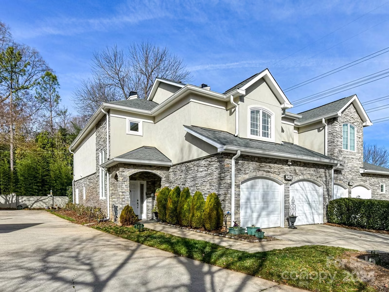 3415 Royal Crest Drive