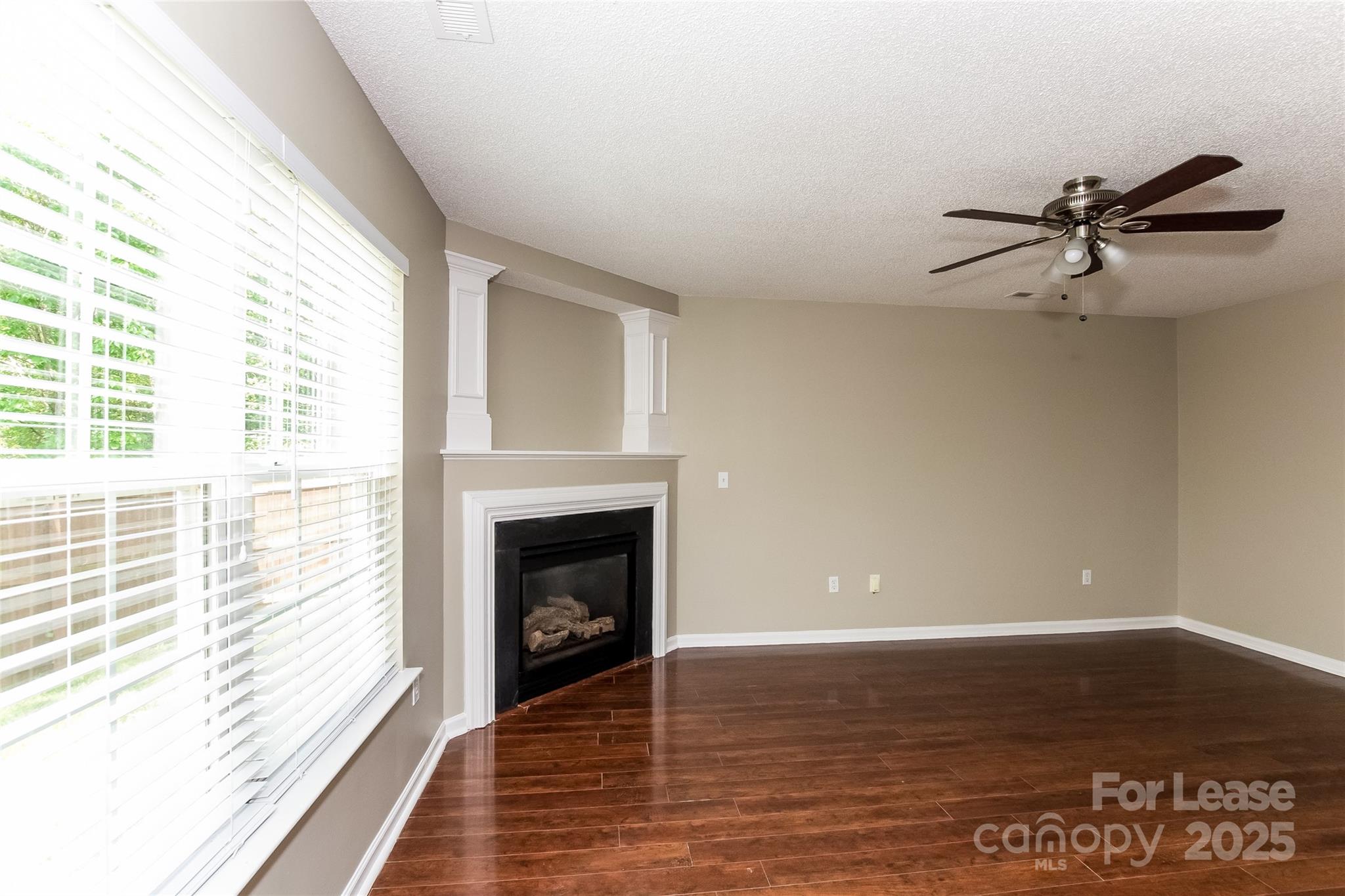 Property image 4 of 126 Hampshire Drive in The Hampshires, Mooresville, NC 28115