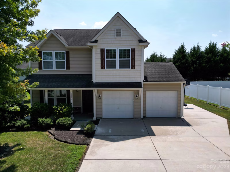 Property image 2 at 1170 Valley Street, Statesville, NC 28677