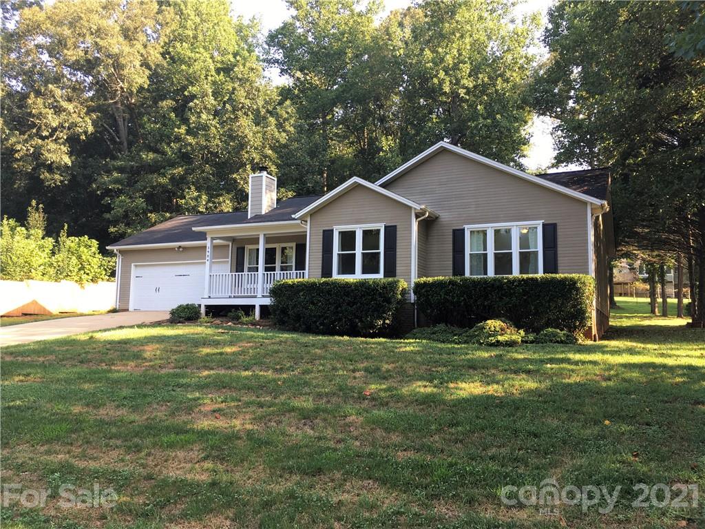 Property image 2 of 3984 Seaver Court in Hidden Creek Estates, Hickory, NC 28602