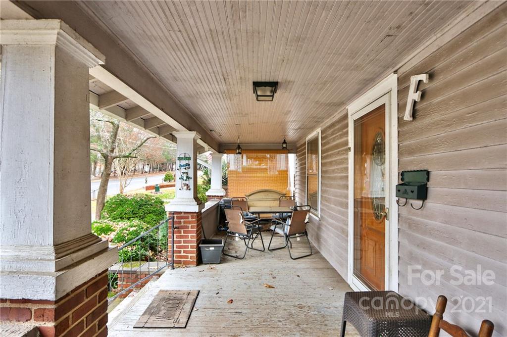 Property image 5 of 702 E Broad Street in Park Place, Statesville, NC 28677