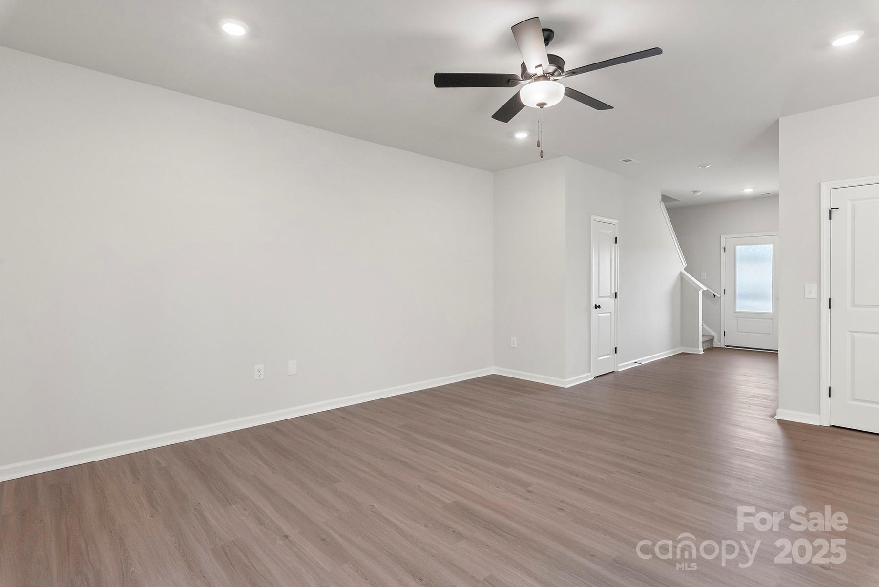 Property image 3 of 3350 Burberry Drive in Stagecoach Station, Gastonia, NC 28052