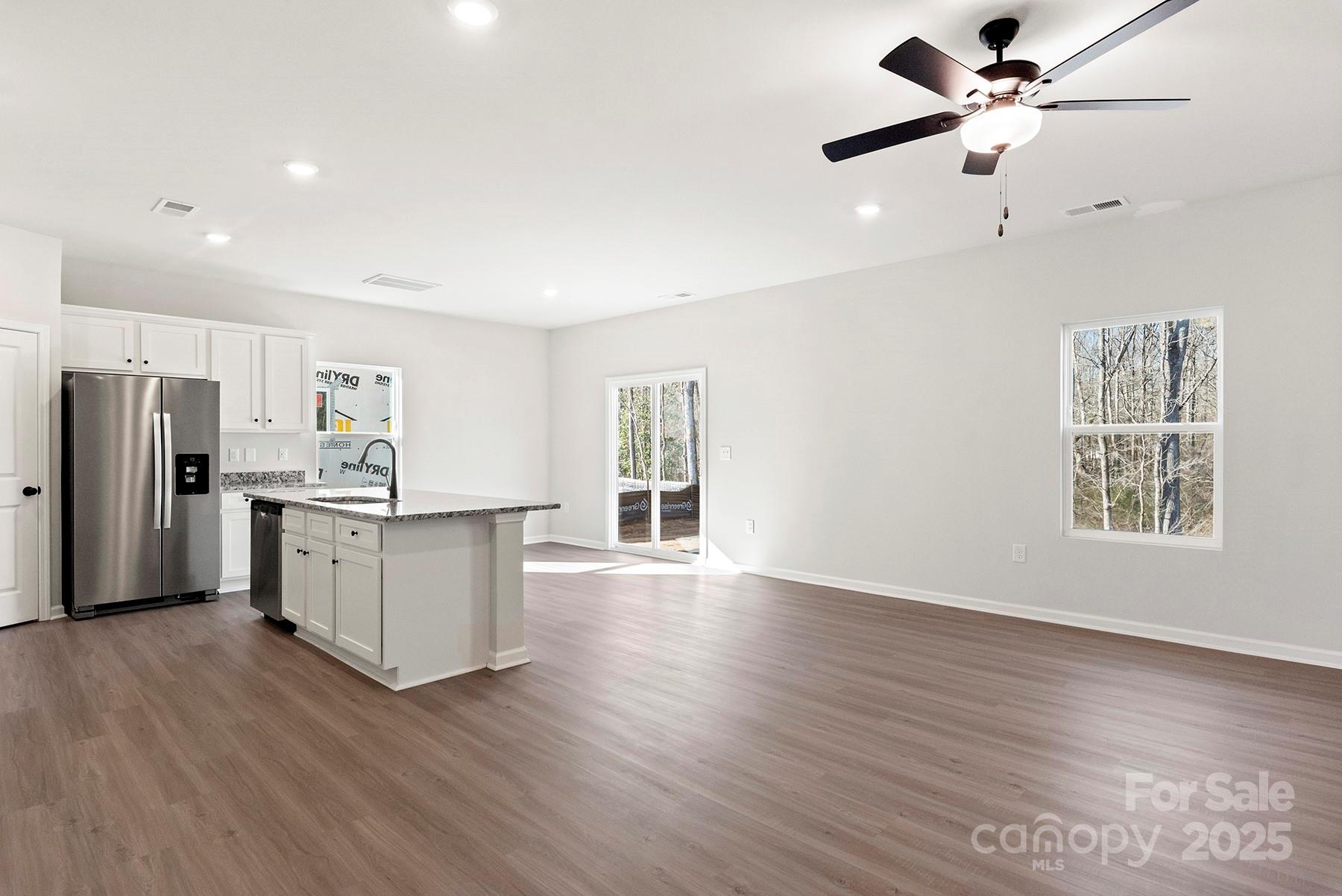 Property image 5 of 3350 Burberry Drive in Stagecoach Station, Gastonia, NC 28052