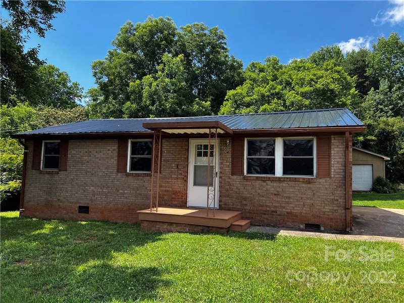 Property image 2 at 2204 Kennedy Drive, Statesville, NC 28677