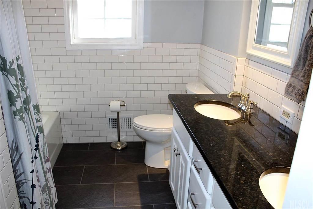 Property image 5 of 316 Tremont Circle in Tremont Park, Lenoir, NC 28645