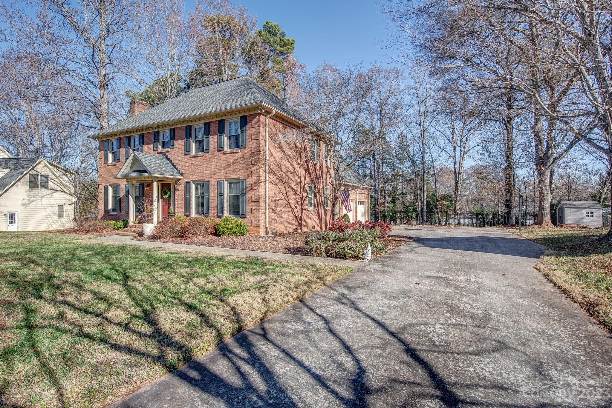 Property image 4 of 2840 Colony Woods Drive in Colony Woods, Gastonia, NC 28054